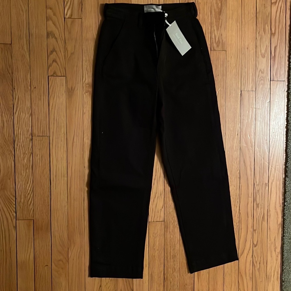 Everlane The Straight Leg Crop. Size Regular/Tall 2. Never worn, tags still on.